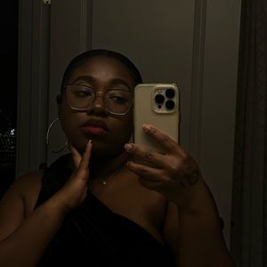 Meet your Posher, Shawnice